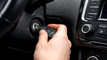 Trebuie să încălzești motorul iarna înainte să pleci? Ce spun specialiștii despre preîncălzire