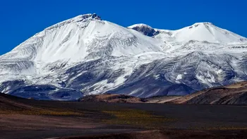 Cine este alpinistul român care a murit pe munte, în Chile: avea 57 de ani şi urcase pe cel mai înalt vulcan din lume