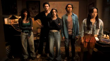 Dacă l-ai ratat la cinema, filmul Until Dawn de pe HBO Max merită toată atenția ta. Jocul video care te-a ținut cu sufletul la gură a devenit film horror