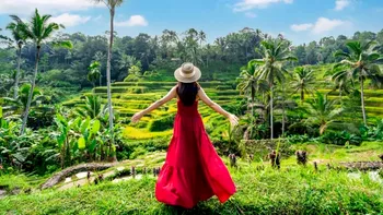 Bali introduce controale mai dure pentru turiștii străini. Ce vor verifica autoritățile la intrarea pe insulă din 2026