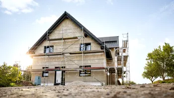 Când poate fi demolată o construcție ridicată fără autorizație, chiar dacă e pe teren privat