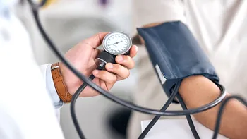 Ce tratamente și consultații sunt gratuite pentru persoanele fără asigurare medicală în 2026