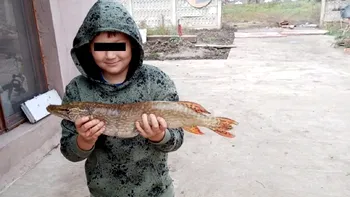 Mama lui Mario, distrusă de durere după moartea fiului ei. Apropiații spun că nu poate comunica
