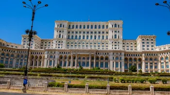 Schimbare majoră la Palatul Parlamentului: gardul ar urma să fie dărâmat. Cum va fi deschis perimetrul Casei Poporului