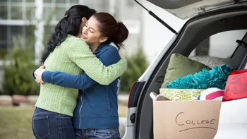 Ţările europene în care oamenii pleacă din casa părinţilor cel mai târziu şi cel mai devreme. Diferenţa este de 10 ani
