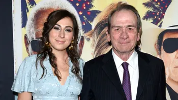 Victoria, fiica lui Tommy Lee Jones, prinsă într-un mariaj marcat de violență cu soțul ei, un magnat al vinului. Abuzul de droguri le-a distrus căsnicia