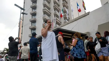 Cutremur puternic în sudul Mexicului. Conferinţa de presă a preşedintei, întreruptă de seism: un mort şi 12 răniţi – VIDEO