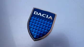 Mașina românească care prinde la italieni: Ce model Dacia a dat pe spate pe spate presa din Peninsulă