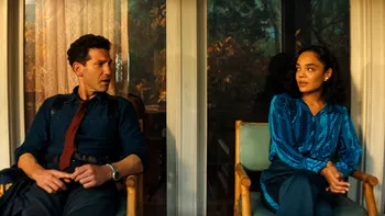 His & Hers de pe Netflix, un thriller de binge care știe să te agațe, dar își asumă și riscul „prea mult”