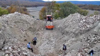 Un mormânt monumental descoperit în Turcia ar putea aparține familiei regelui Midas. Ce spun arheologii