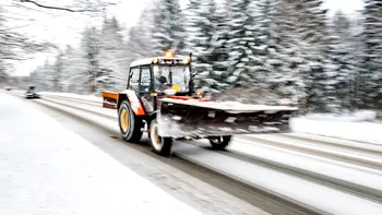 Drumurile pe care se circulă în condiții de iarnă: autostrăzi și drumuri naționale afectate de ninsoare. Informații actualizate pentru șoferi