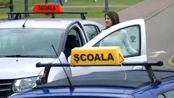 Școală de șoferi gratuită pentru tinerii defavorizați: ce trebuie să facă pentru a beneficia