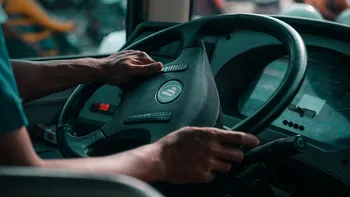 Cât câștigă un șofer de autobuz în România: salariu, bonusuri și condiții de angajare