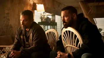 Netflix lansează trailerul oficial și posterul pentru The Rip, cu Ben Affleck și Matt Damon în rolurile principale. Când vezi filmul pe platforma de streaming