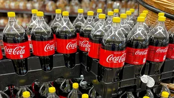 Ce înseamnă dacă sticla de Coca Cola are capac galben. Detaliul la care puțini s-ar fi gândit, până acum