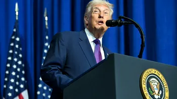 Moment stânjenitor pentru Nicușor Dan la Consiliul de Pace de la Washington. Donald Trump l-a prezentat drept „prim-ministrul României”. Ce a spus despre români