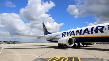 Ryanair le recomandă pasagerilor să nu mai poarte un anumit tip de îmbrăcăminte la bordul avionului