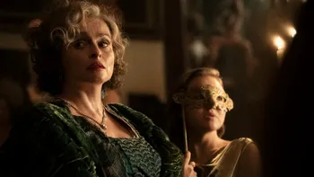 REVIEW „Agatha Christie’s Seven Dials” pe Netflix, un mister elegant, jucăuș și surprinzător de modern. De ce să vezi mini-seria pe streaming
