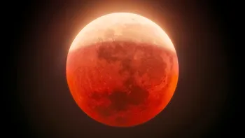 Eclipsa de Lună „sângerie” din 3 martie 2026 se vede online de oriunde, chiar dacă în România nu este vizibilă pe cer