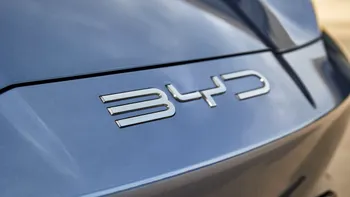 Mașina Anului 2026 în România: electrica de 220 km autonomie care cucerește Italia și provoacă Dacia Spring