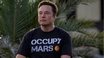 Musk amână visul marțian și mută SpaceX pe Lună, într-un pariu uriaș cu miză politică, tehnică și de imagine