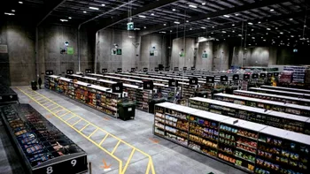 Ce este un dark store, concept de cumpărături tot mai popular în România. Freshful își extinde rețeaua - livrare în 30 de min și 7 unități noi