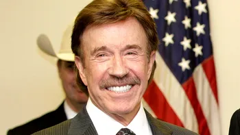 Cele mai tari glume cu Chuck Norris care l-au transformat în legendă urbană