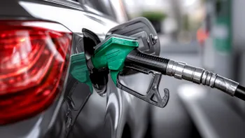 La ce turație trebuie să mergi ca să consumi mai puțin carburant. Economiile pot fi surprinzătoare