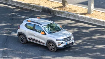 Dacia Spring 2026 surprinde presa din Franța: mașina electrică românească urcă în topul preferințelor