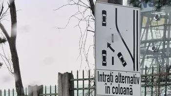 Indicatorul auto care abia a apărut în România induce şoferii în eroare. Cum se aplică regula fermoarului corect