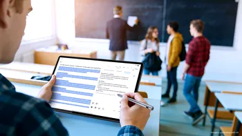 Gen Z schimbă regulile învățării: tableta devine instrumentul esențial pentru studenți în 2026, conform unui studiu Lenovo