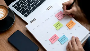 AI-ul nu înseamnă doar concedieri în masă. Cum ar putea aduce săptămâna de muncă de doar 4 zile și de ce companiile ezită