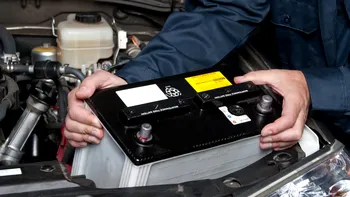Dacia: cum resetezi corect sistemele după deconectarea bateriei fără să strici ceva