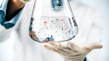 Microplasticele ar putea fi supraestimate: o descoperire recentă arată o problemă majoră în metodele de măsurare