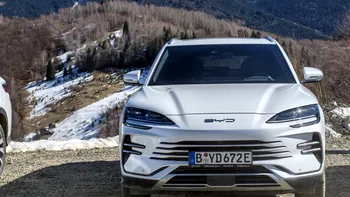 Topul global auto se schimbă în 2026: BYD iese din clasament, iar constructorii chinezi câștigă teren