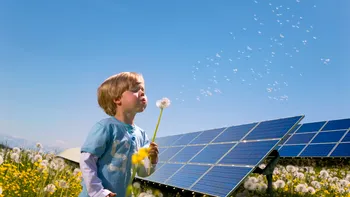 Europa descoperă energia solară „la priză”: de ce domină această țară piața și restul rămân în urmă