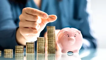 Cum economisesc românii bani chiar și în vremuri grele. Internauții dezvăluie metodele care funcționează mereu: „Monitorizez cheltuielile”