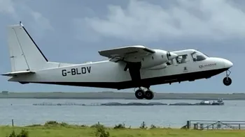 Care este cel mai scurt zbor cu avionul din lume: leagă două insule şi este o necesitate pentru localnici