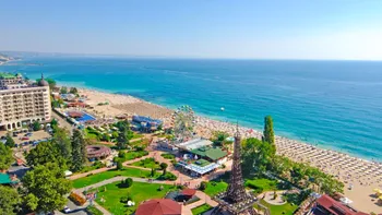 Cât costă o salată, un peşte sau o bere în Bulgaria? Turiştii români, uimiţi de preţurile mari de anul acesta