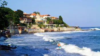 Destinaţii de vară ieftine şi aproape de România. Plajele pe care nu ai voie să le ratezi în 2026