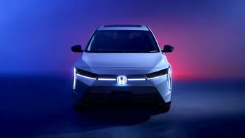 Honda recheamă aproape 60.000 de SUV-uri electrice deloc vechi: camera de marșarier poate afișa imagine neagră