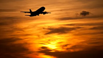 Site-ul care poate detecta în timp real dacă un avion are probleme în aer sau transmite cod de urgență