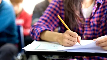Echivalare probe BAC 2026: lista olimpiadelor și competițiilor internaționale care îți permit să obții nota 10 la probele scrise fără examen