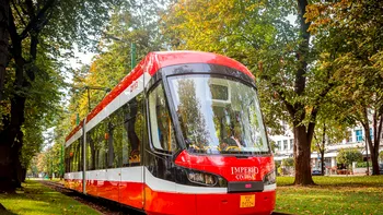 Orașul din România care ieftinește biletul la transportul public la doar 1 leu pe zi. Cât va costa abonamentul lunar