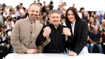 „Fjord”, filmul lui Cristian Mungiu cu Sebastian Stan, premiat la Cannes înaintea marelui verdict pentru Palme d’Or