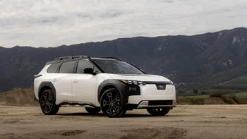 Subaru pune frână propriilor mașini electrice după ce profitul s-a prăbușit cu 90%: fabrica EV va produce benzină și hibride