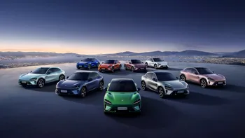 Xiaomi atacă direct Tesla Model Y: noul YU7 costă cu aproape 3.750 de euro mai puțin și promite 643 km autonomie