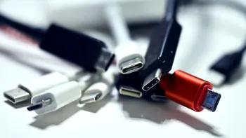 Cum verifici dacă un cablu USB-C suportă încărcare rapidă sau doar transfer de date. Detaliul pe care mulți îl ignoră