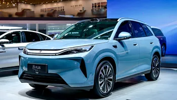 BYD Atto 3 explodează în China: SUV-ul electric de 15.200 de euro a strâns peste 30.000 de comenzi într-o săptămână