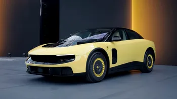 Ferrari electrică de aproape 515.000 de euro s-a vândut instantaneu în China. Controversa nu i-a speriat pe clienți